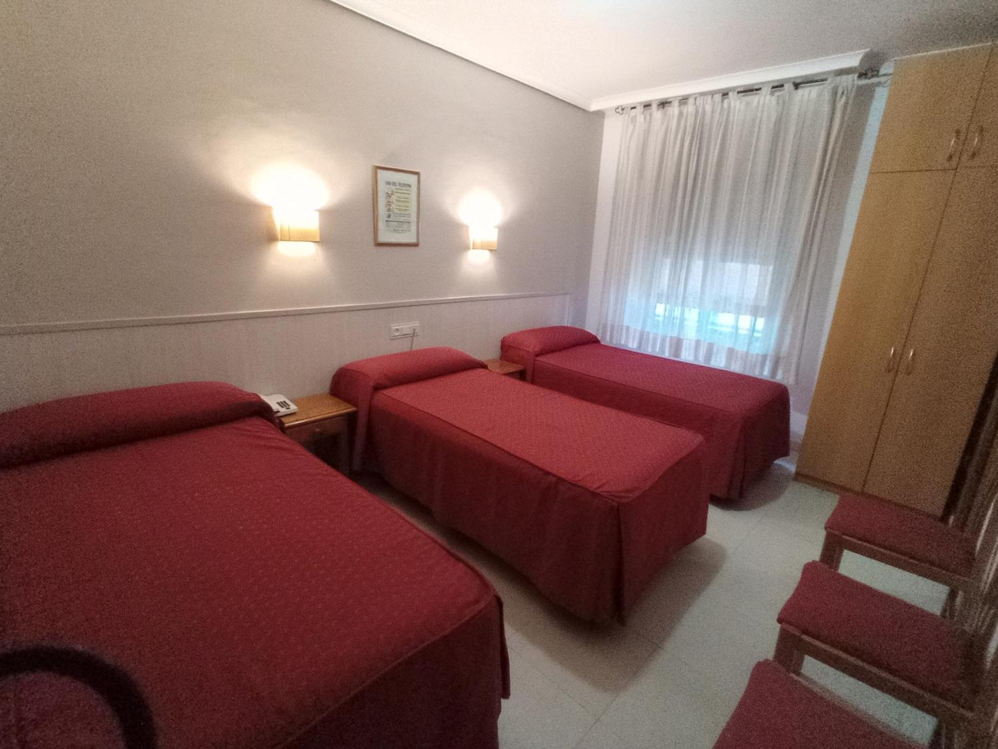 Hostal Atienzar Albacete Esterno foto